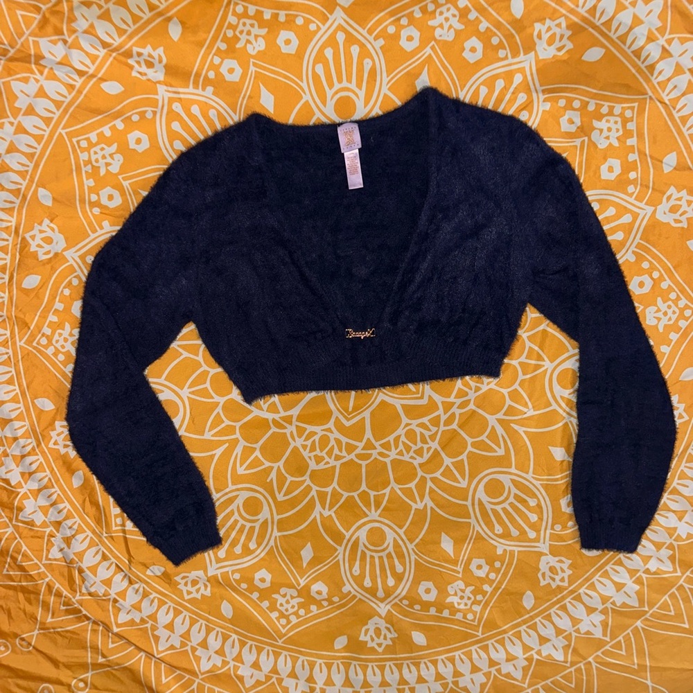 Crop sleep top
